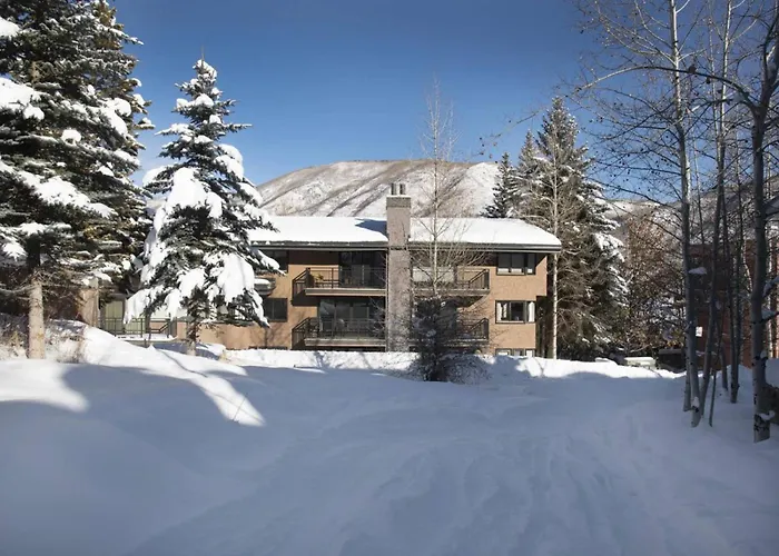 700 Monarch 301 Villa Aspen